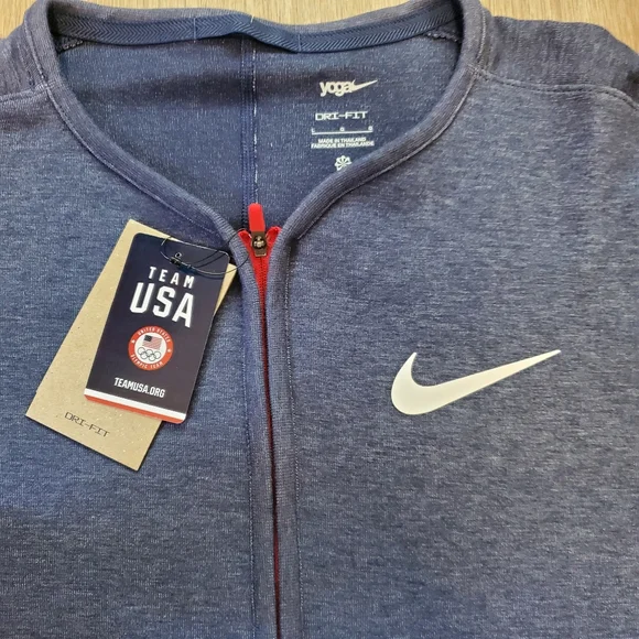 Nike dri fit yoga team usa fleece crew - Picture 3 of 9